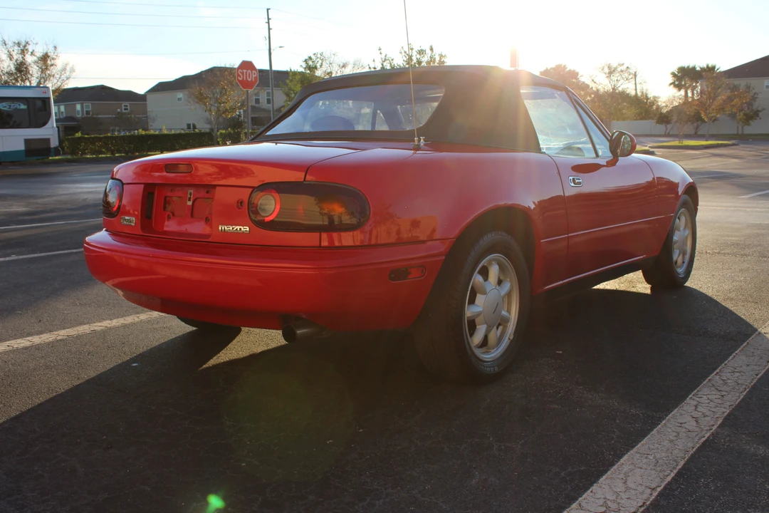 1990 Mazda NA MX-5 Miata - Image 14 of 31