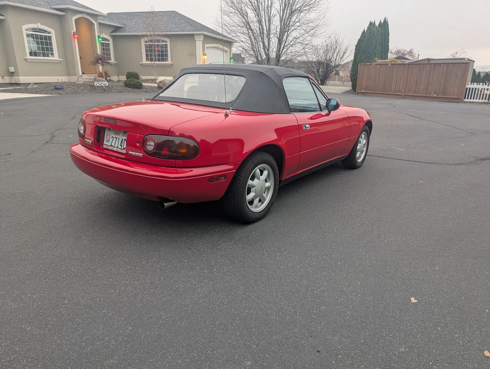 1990 Mazda NA MX-5 Miata - Image 11 of 31
