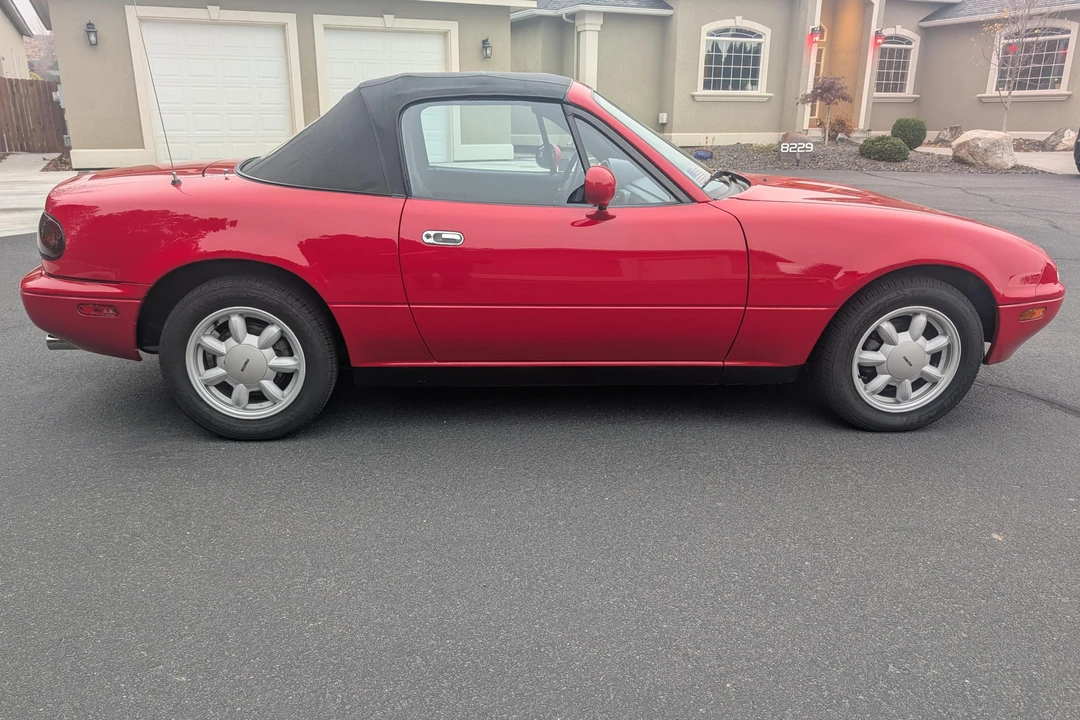 1990 Mazda NA MX-5 Miata - Image 3 of 31