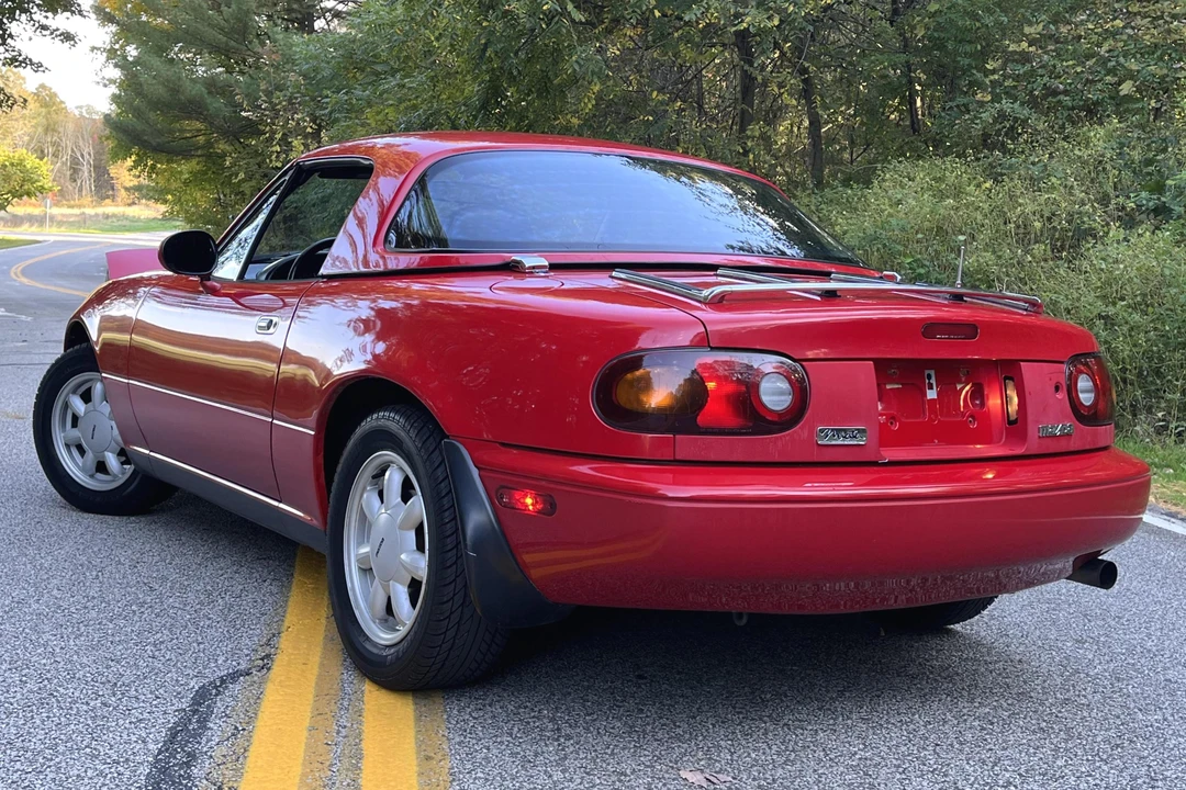 1990 Mazda NA MX-5 Miata - Image 4 of 31
