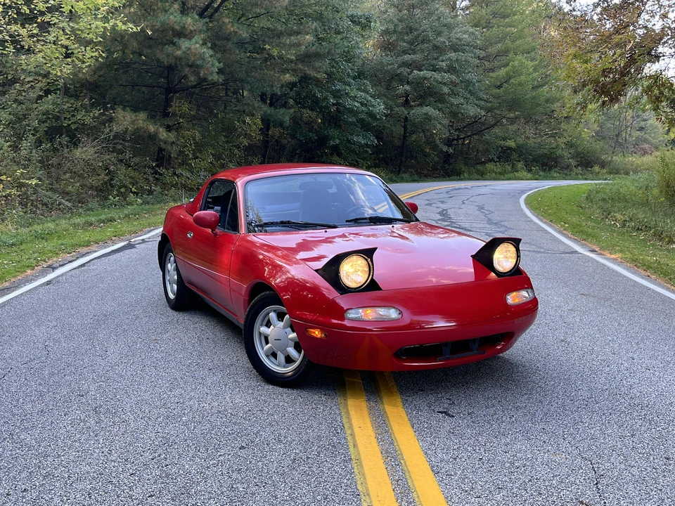 1990 Mazda NA MX-5 Miata - Image 16 of 31