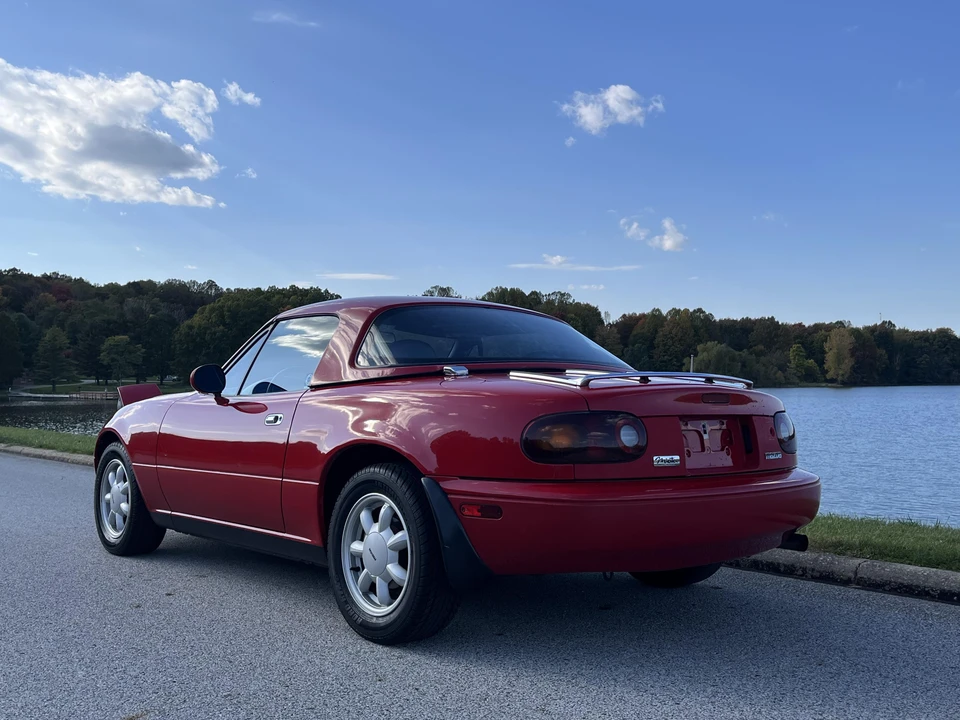 1990 Mazda NA MX-5 Miata - Image 11 of 31