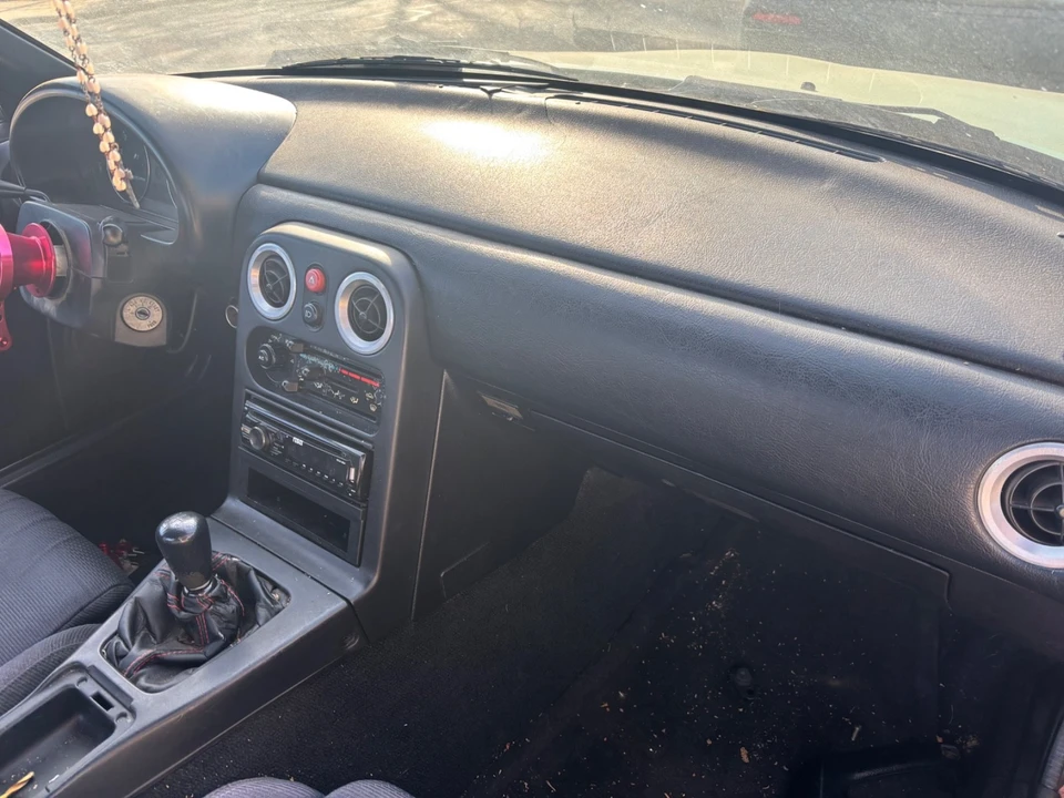 1990 Mazda NA MX-5 Miata - Image 8 of 9