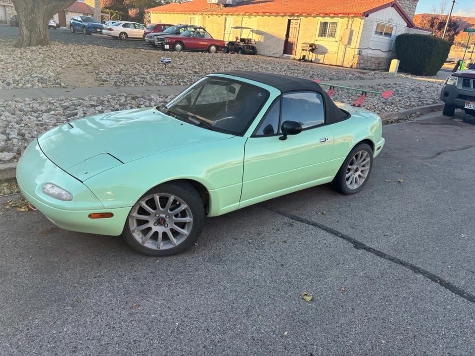 1990 Mazda NA MX-5 Miata - Image 2 of 9