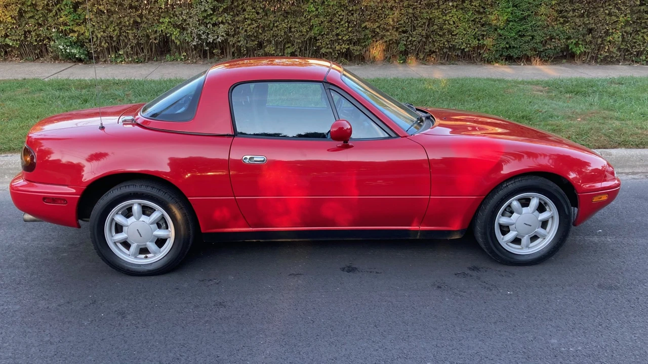 1990 Mazda NA MX-5 Miata - Image 5 of 31