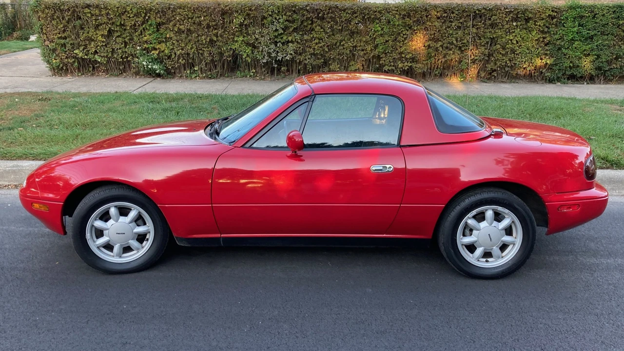 1990 Mazda NA MX-5 Miata - Image 10 of 31