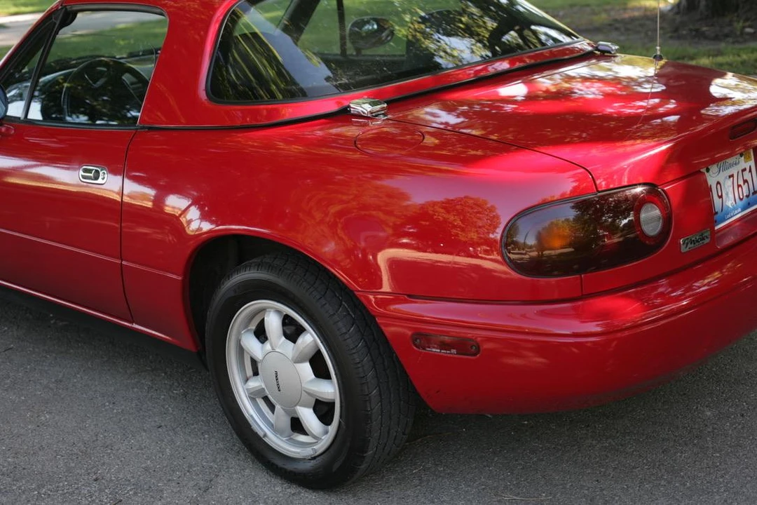 1990 Mazda NA MX-5 Miata - Image 24 of 31