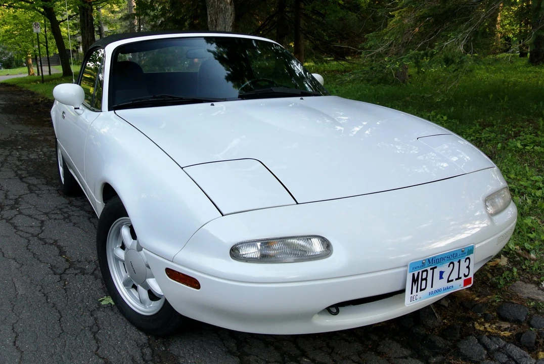 1990 Mazda NA MX-5 Miata - Image 21 of 31