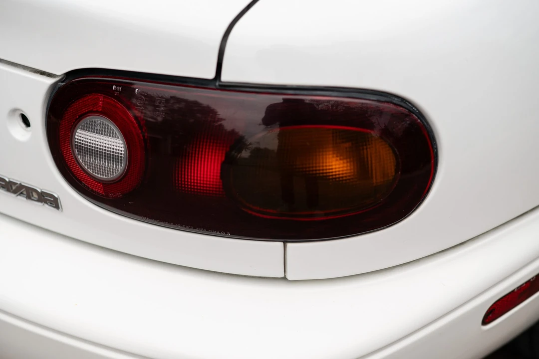 1990 Mazda NA MX-5 Miata - Image 27 of 31