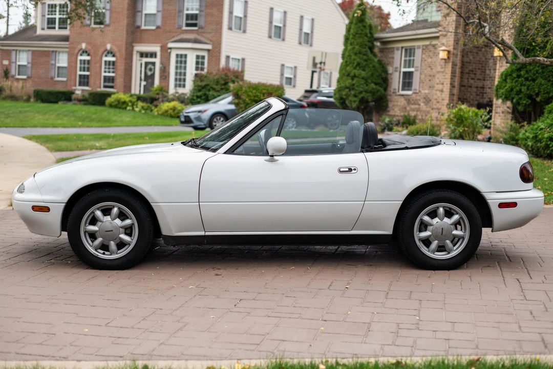 1990 Mazda NA MX-5 Miata - Image 8 of 31