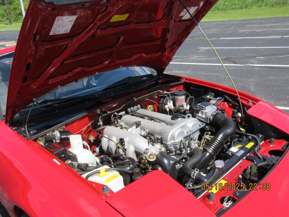 1990 Mazda NA MX-5 Miata - Image 16 of 21