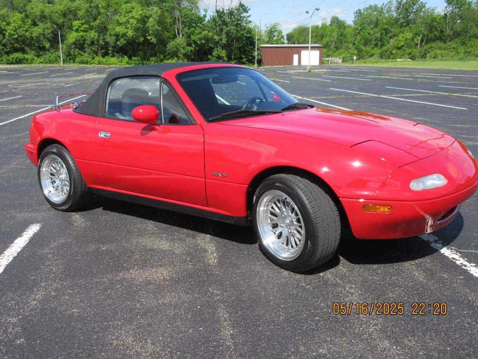 1990 Mazda NA MX-5 Miata - Image 4 of 21