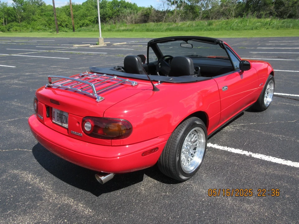 1990 Mazda NA MX-5 Miata - Image 9 of 21