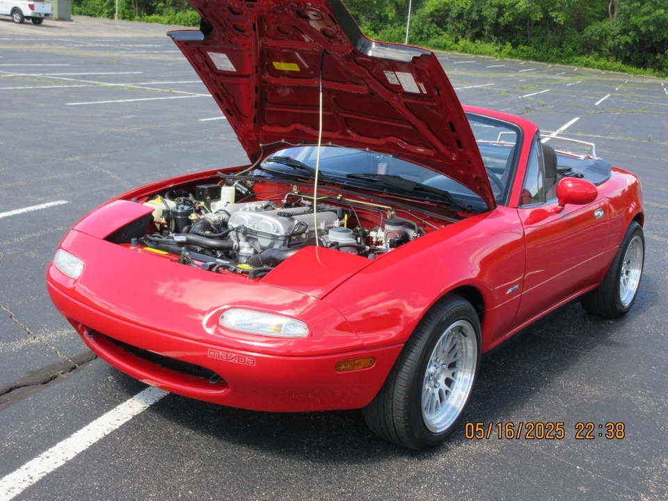 1990 Mazda NA MX-5 Miata - Image 18 of 21