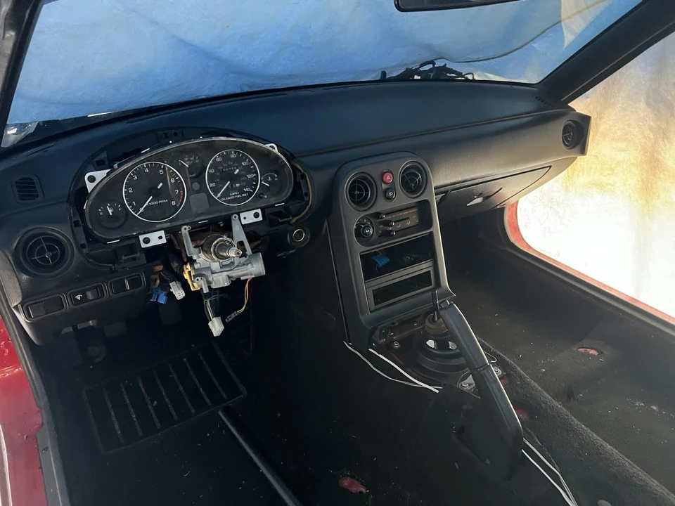 1990 Mazda NA MX-5 Miata - Image 3 of 11