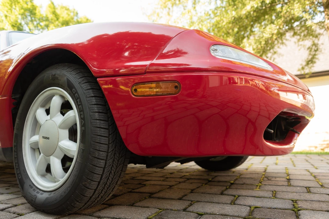 1990 Mazda NA MX-5 Miata - Image 29 of 31