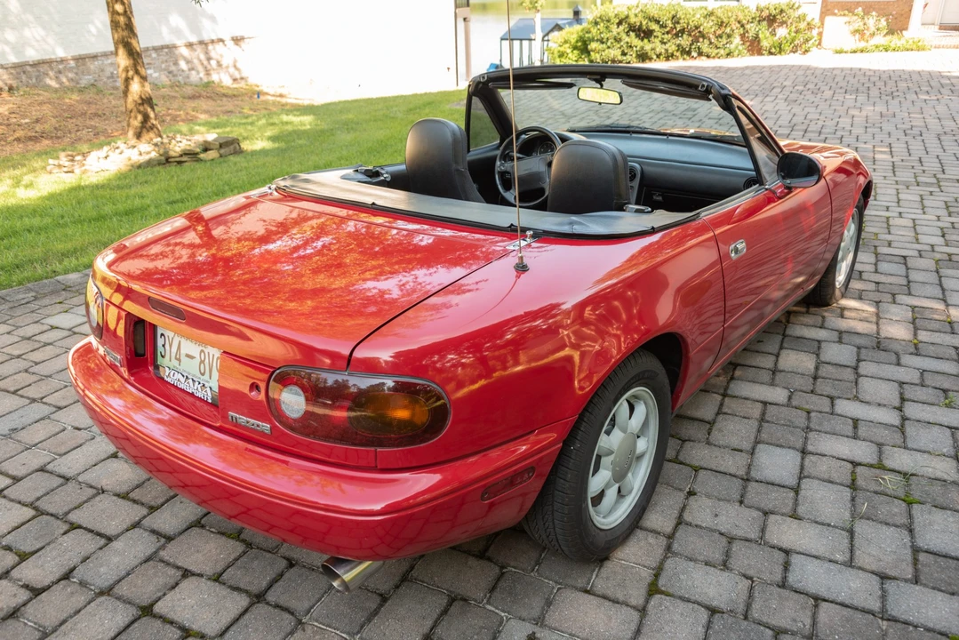 1990 Mazda NA MX-5 Miata - Image 22 of 31