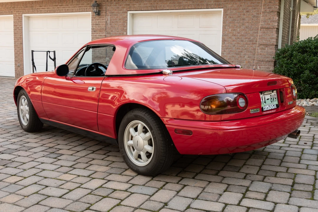 1990 Mazda NA MX-5 Miata - Image 8 of 31