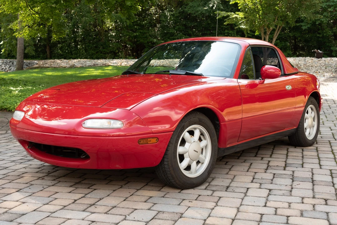 1990 Mazda NA MX-5 Miata - Image 2 of 31