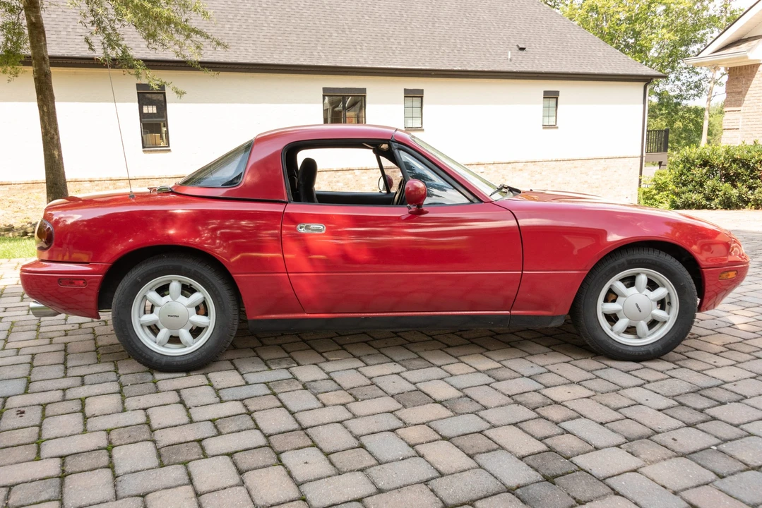 1990 Mazda NA MX-5 Miata - Image 5 of 31