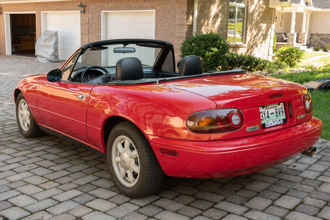 1990 Mazda NA MX-5 Miata - Image 24 of 31