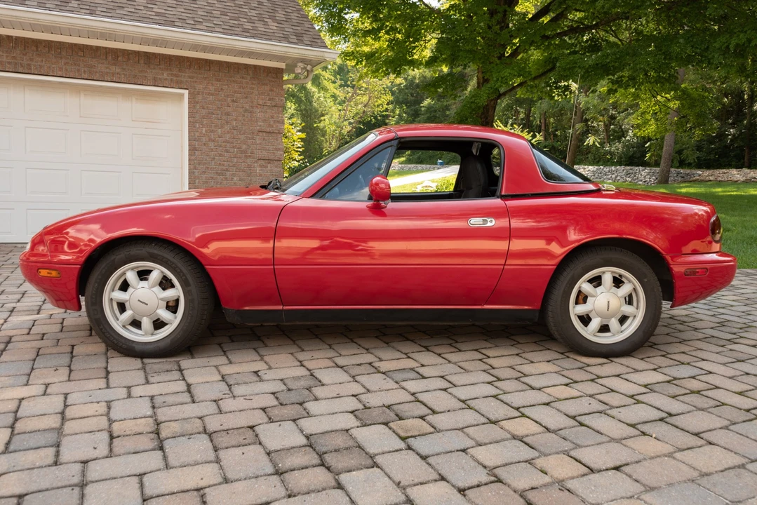 1990 Mazda NA MX-5 Miata - Image 9 of 31