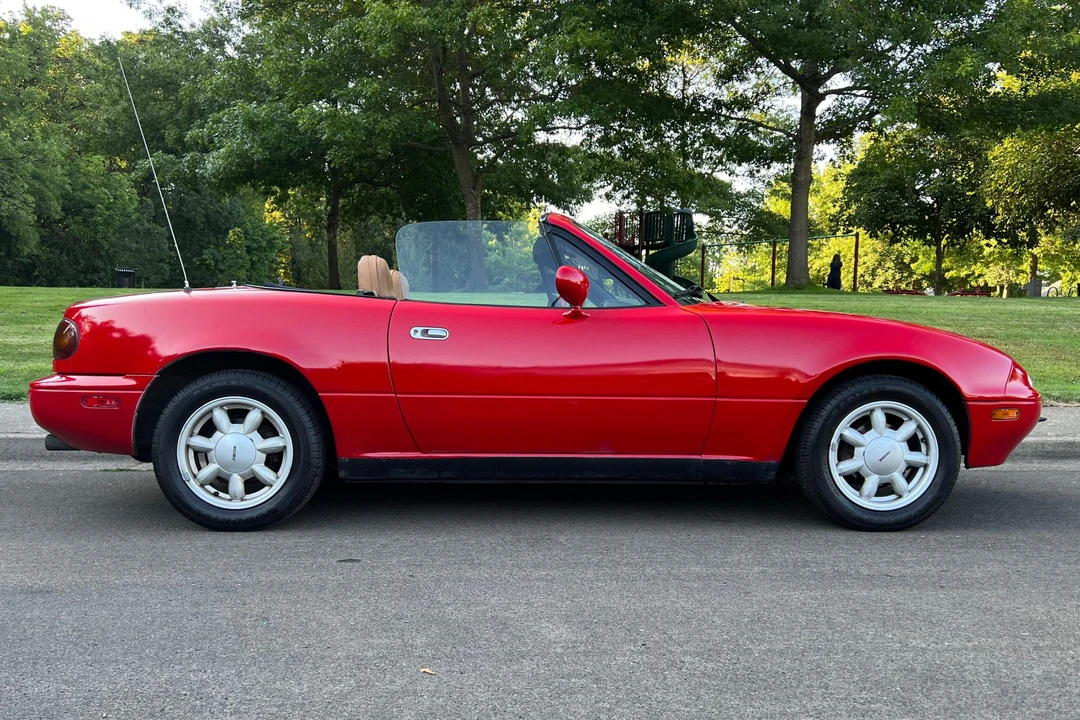 1990 Mazda NA MX-5 Miata - Image 3 of 31