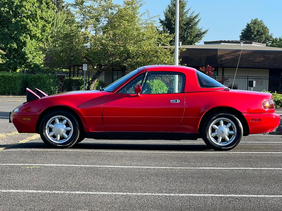 1990 Mazda NA MX-5 Miata - Image 21 of 31