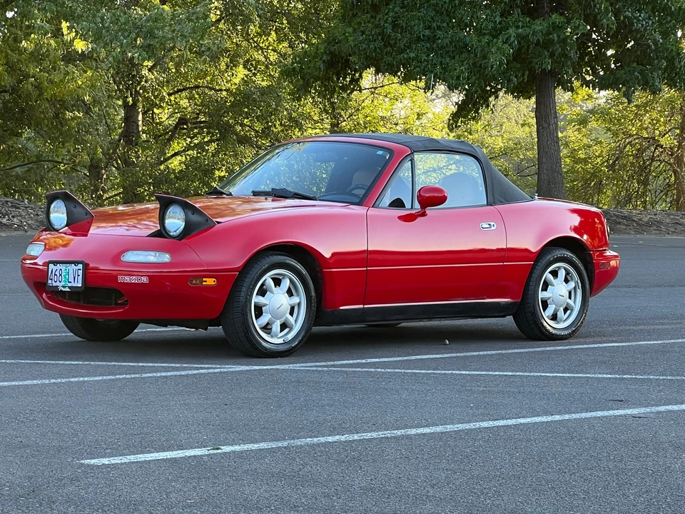 1990 Mazda NA MX-5 Miata - Image 30 of 31