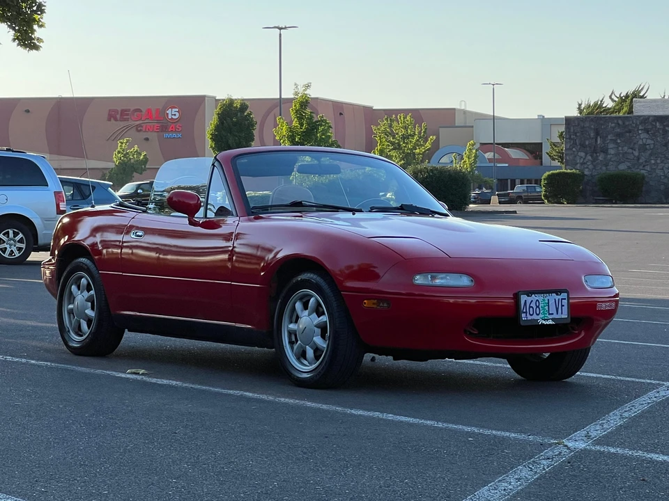1990 Mazda NA MX-5 Miata - Image 15 of 31