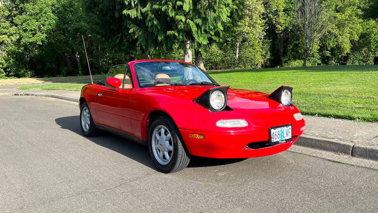 1990 Mazda NA MX-5 Miata - Image 17 of 31