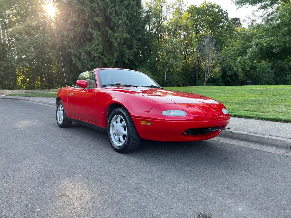 1990 Mazda NA MX-5 Miata - Image 16 of 31