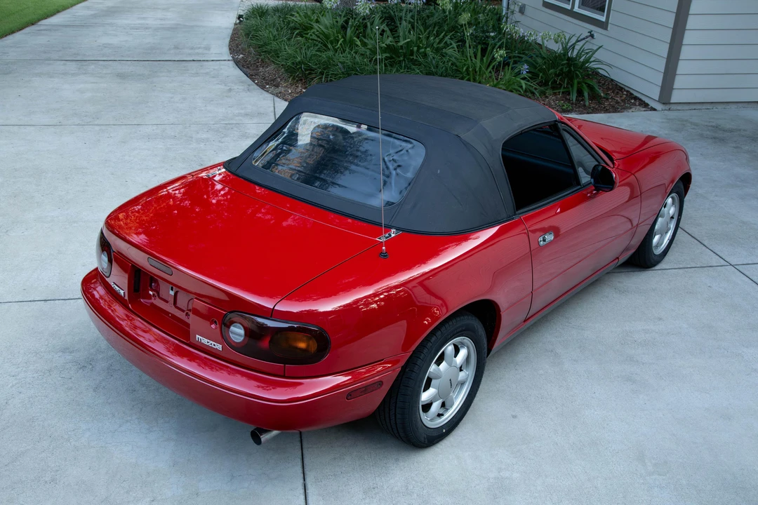1990 Mazda NA MX-5 Miata - Image 13 of 31