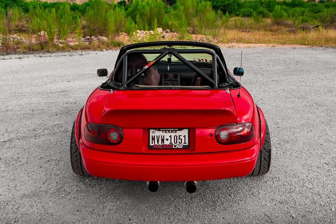 1990 Mazda NA MX-5 Miata - Image 16 of 31