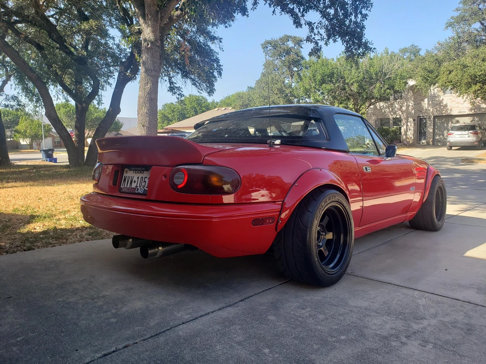 1990 Mazda NA MX-5 Miata - Image 24 of 31