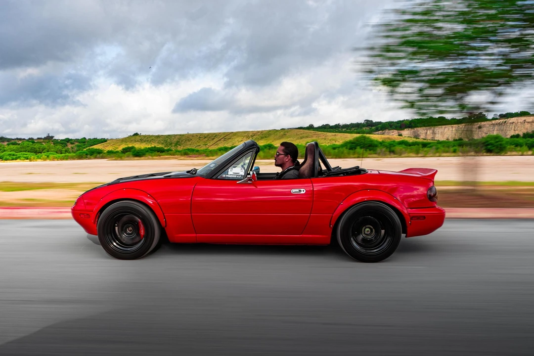 1990 Mazda NA MX-5 Miata - Image 11 of 31
