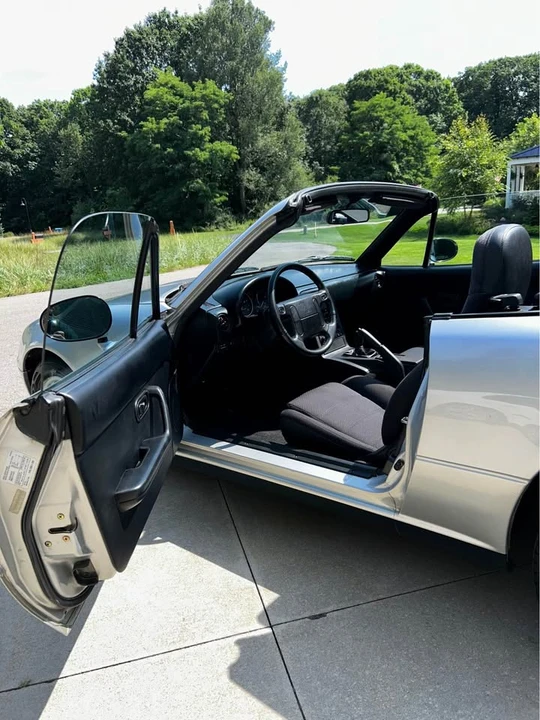 1990 Mazda NA MX-5 Miata - Image 3 of 13