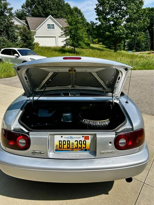1990 Mazda NA MX-5 Miata - Image 10 of 13