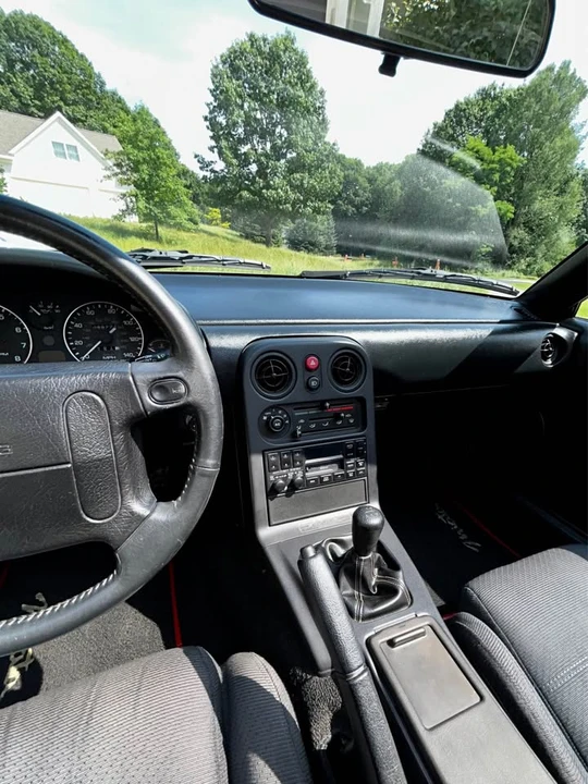 1990 Mazda NA MX-5 Miata - Image 4 of 13