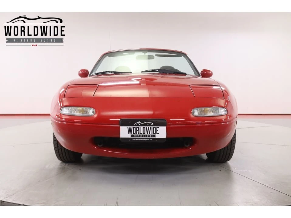 1990 Mazda NA MX-5 Miata - Image 19 of 20
