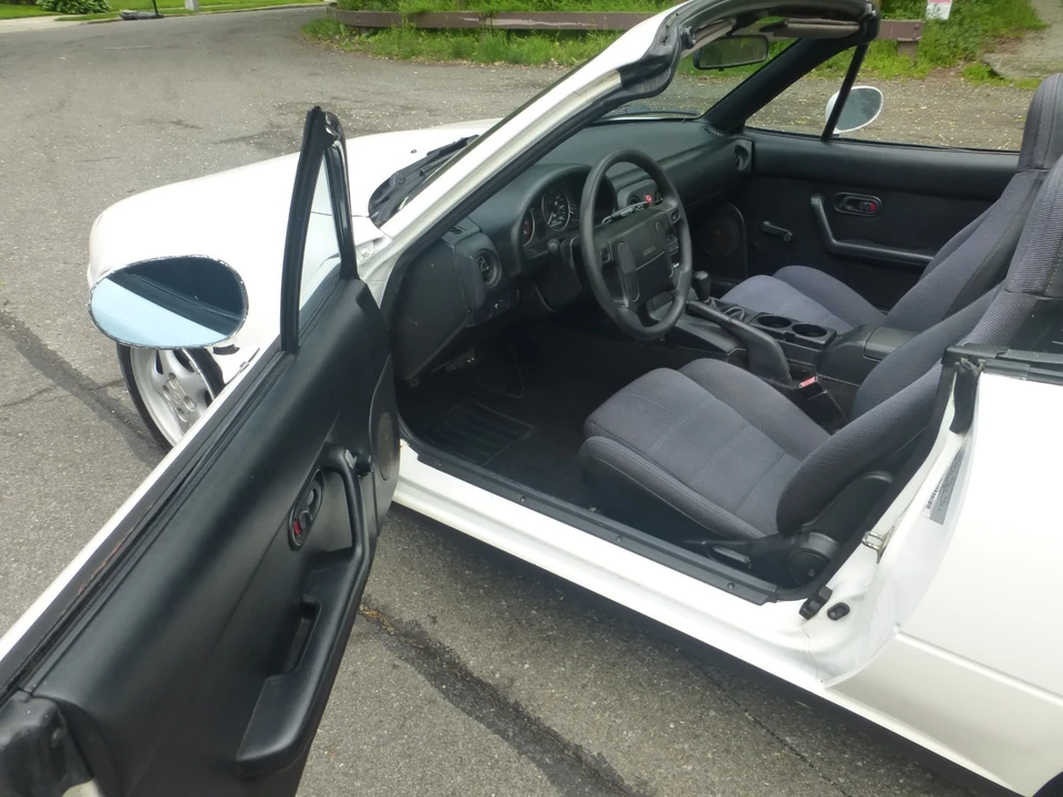 1990 Mazda NA MX-5 Miata - Image 17 of 31
