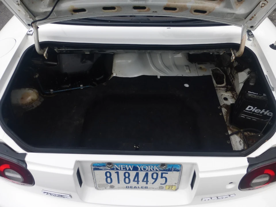 1990 Mazda NA MX-5 Miata - Image 28 of 31