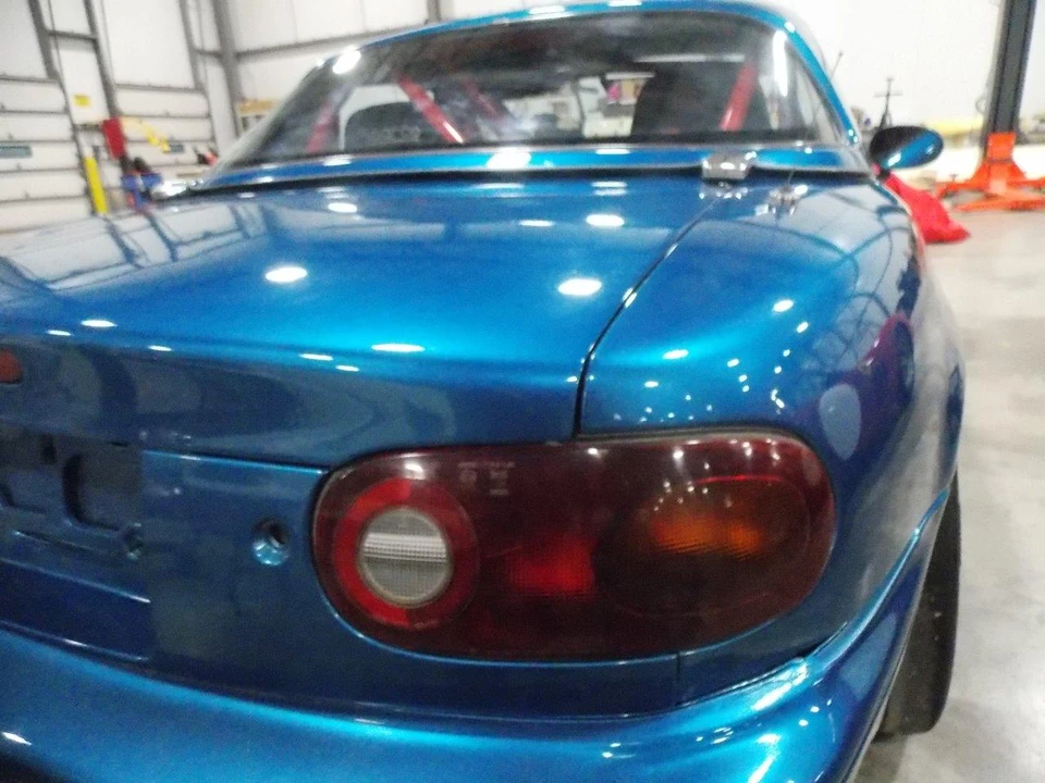 1990 Mazda NA MX-5 Miata - Image 17 of 31
