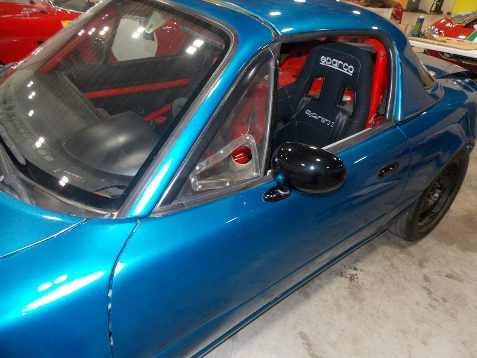 1990 Mazda NA MX-5 Miata - Image 18 of 31