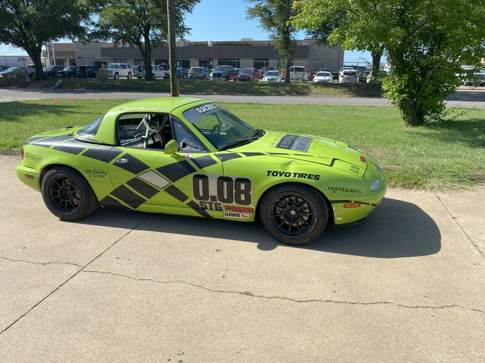 1990 Mazda NA MX-5 Miata - Image 15 of 31