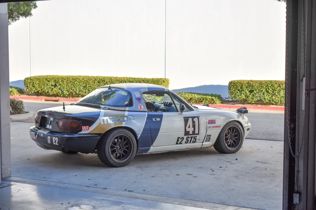 1990 Mazda NA MX-5 Miata - Image 18 of 31