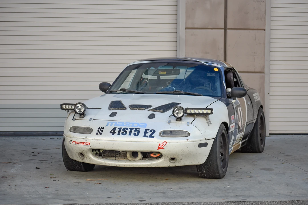 1990 Mazda NA MX-5 Miata - Image 2 of 31