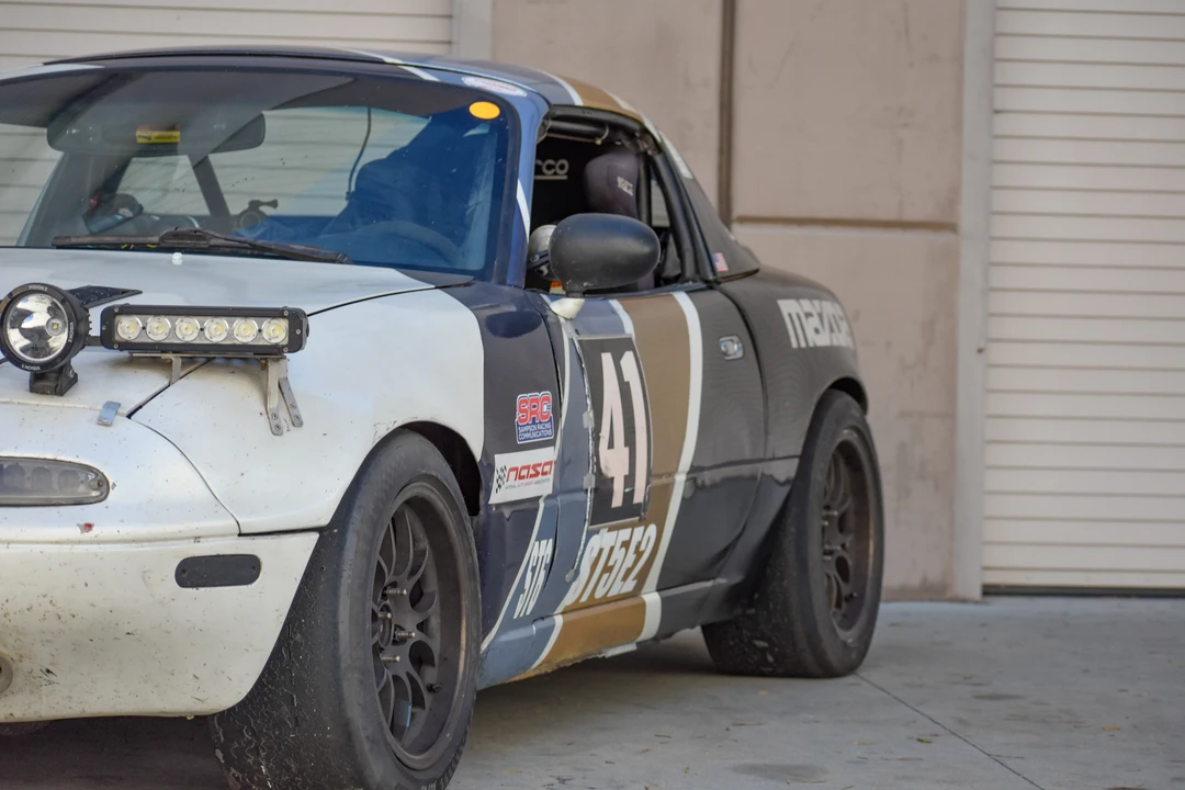 1990 Mazda NA MX-5 Miata - Image 16 of 31