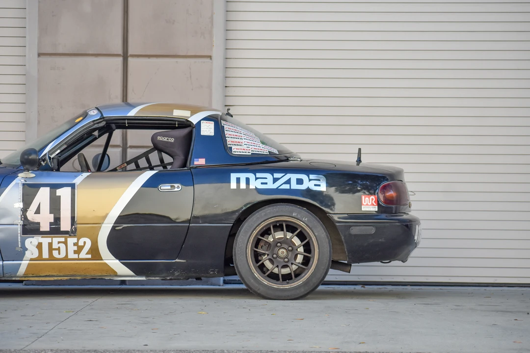 1990 Mazda NA MX-5 Miata - Image 13 of 31