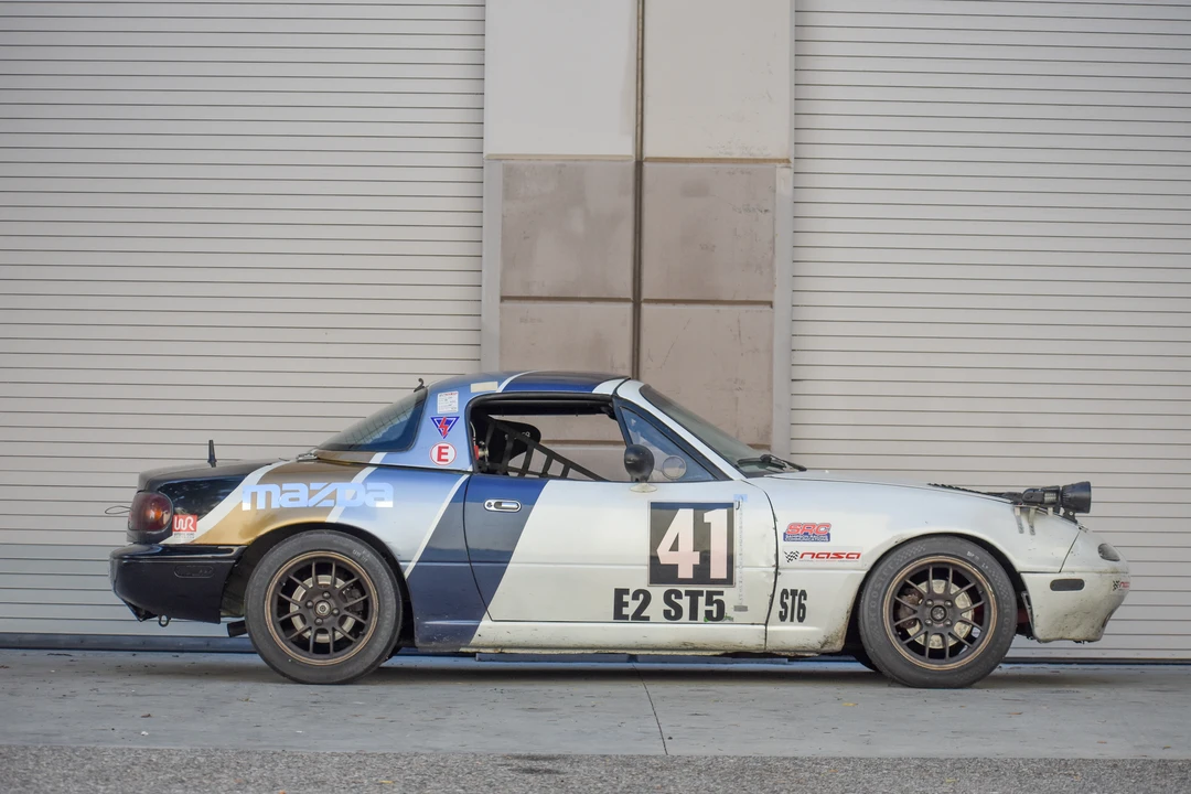1990 Mazda NA MX-5 Miata - Image 9 of 31